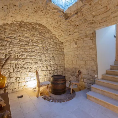 Unique Pietra With Heated Private Pool * Šestanovac