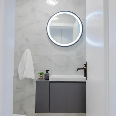 Unique Pietra With Heated Private Pool 빌라