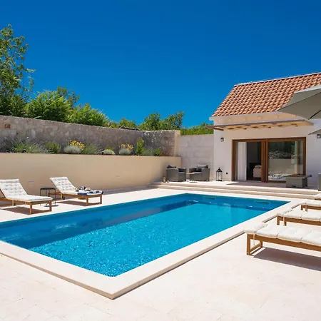 빌라 Unique Pietra With Heated Private Pool