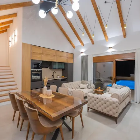 Unique Pietra With Heated Private Pool * Šestanovac