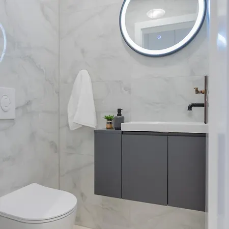 Unique Pietra With Heated Private Pool *