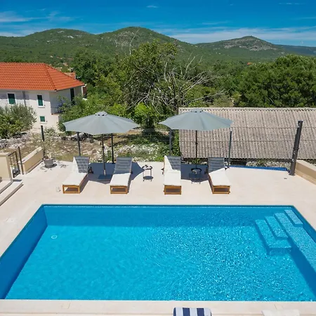 빌라 Unique Pietra With Heated Private Pool *